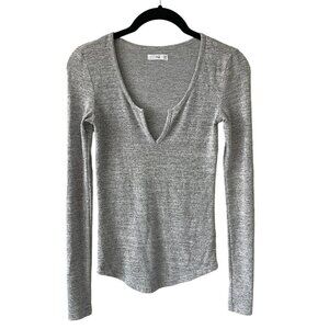 TnA T-Shirt Long Sleeve Pullover Split Neck Casual Top Gray XXS